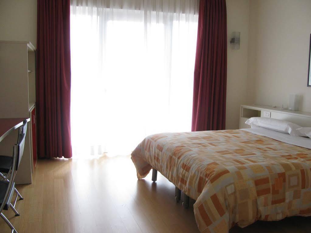 Hotel Lago Losetta Sestrières Extérieur photo